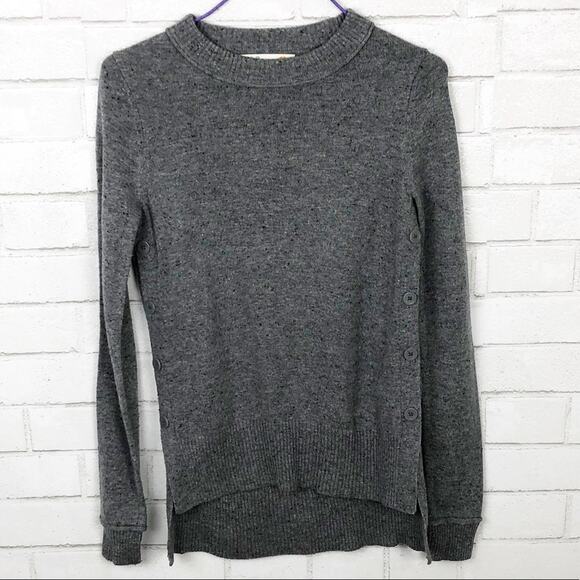 C&C California Gray Wool Blend Long Sleeve Hi Lo Hem Side Button Sweater Size XS - Picture 1 of 8